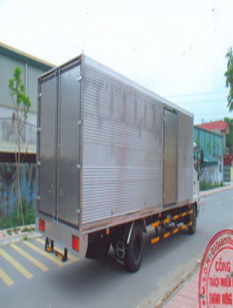 XE HINO 6.4 TẤN FC9JNTA THÙNG DÀI 7.3 M 1