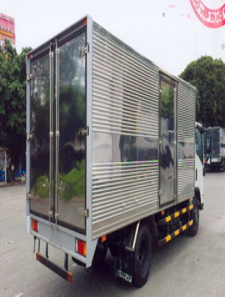 BẢN GIÁ XE TẢI ISUZU 6 TẤN THÙNG KÍN INOX 1